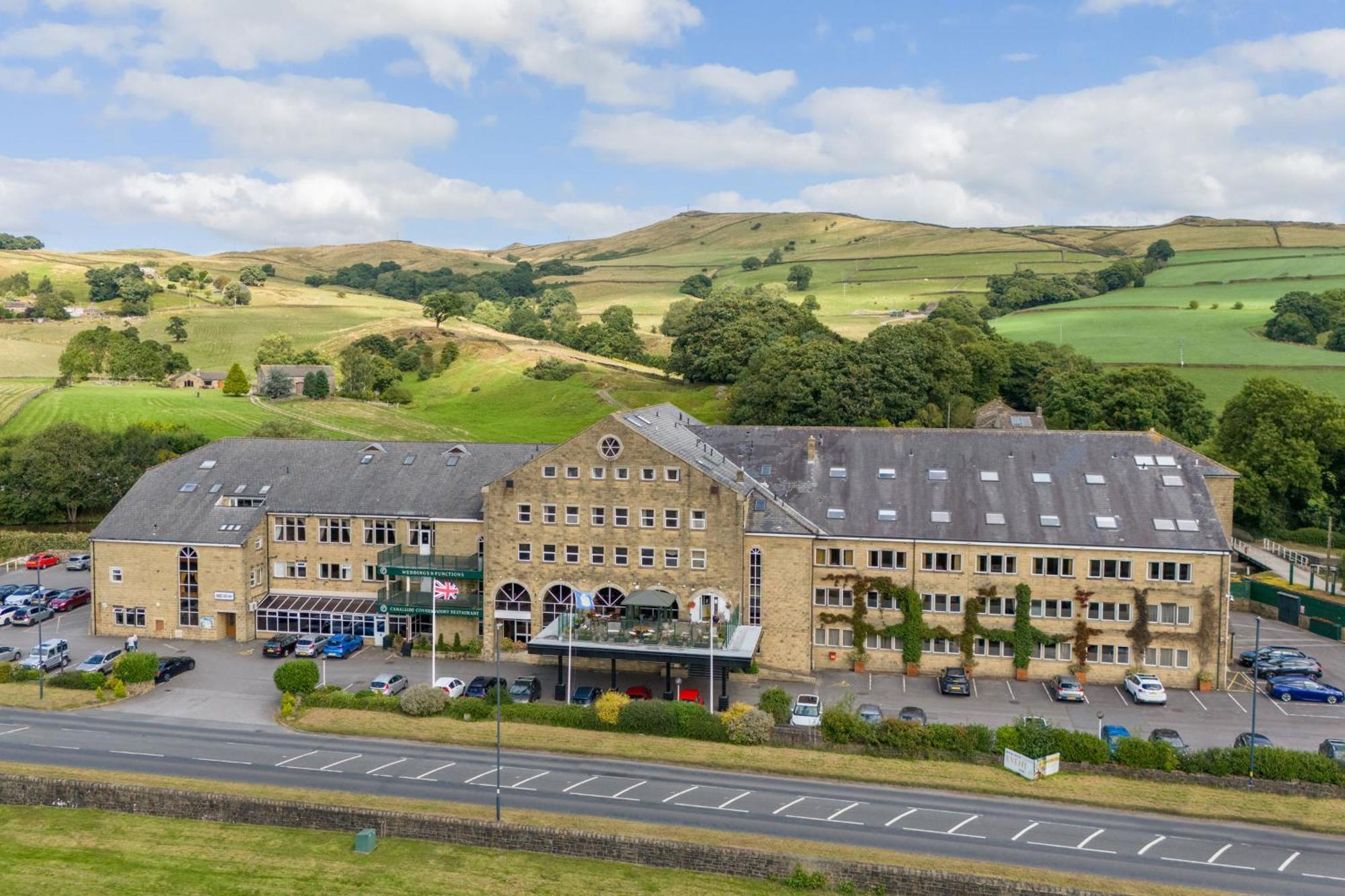 Skipton Hotel - Formerly Known As Hotel Rendezvous-Skipton Exterior photo